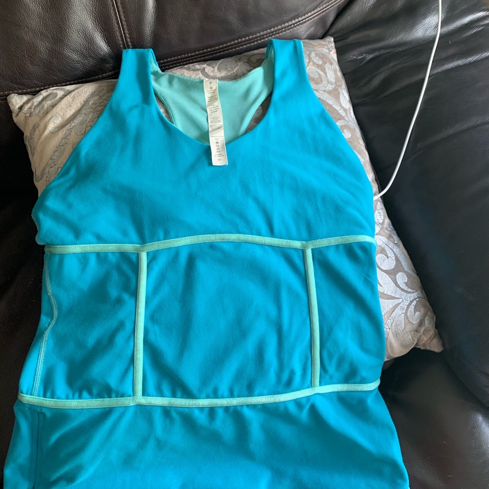 Lululemon top